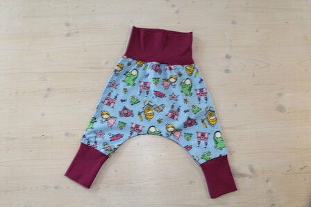 Mitwachshose Motiv M&auml;rchenwelt