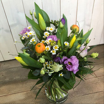 Blumenstrauss Fr&uuml;hling gelb / lila