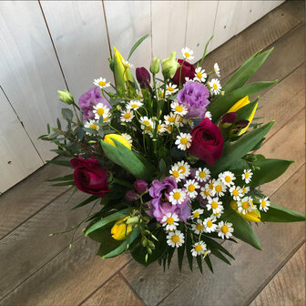 Blumenstrauss Fr&uuml;hling gelb / pink