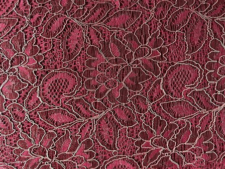 Spitzenstoff Blumen bordeaux