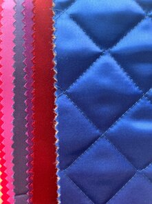 Futterstoff Satin gesteppt